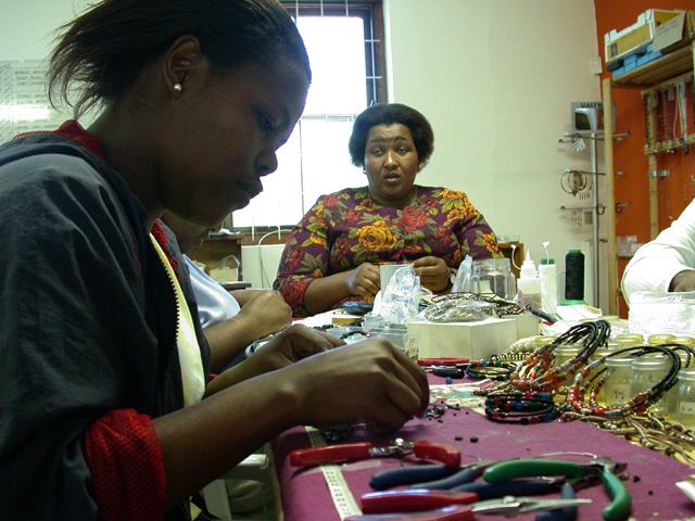 Keine Kaffeekrnzchen, sondern die Chance, dem Elend von Arbeits- und Chancenlosigkeit entfliehen.