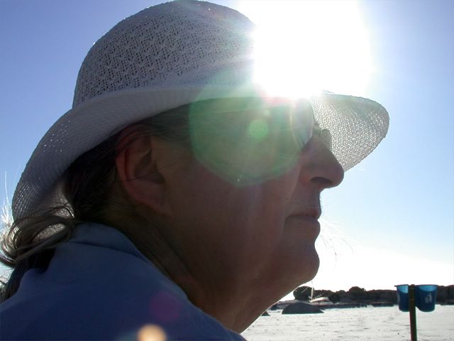 Nach zwei Tagen, an denen ich mehr mit einer Lebensmittelvergiftugn eher zum Gast meiner Mutter geworden war, konnten wir uns am Dienstag endlich an den Strand nach Camps Bay wagen