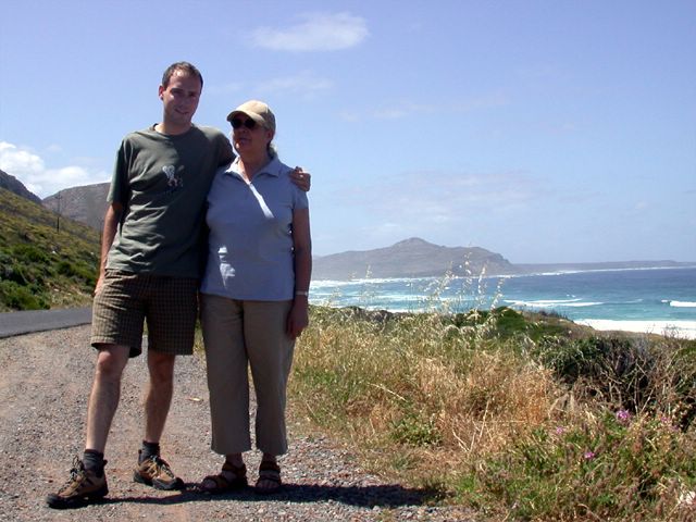 Auf dem Weg zum Kap der guten Hoffnung fhrt man einige der romantischsten Kstenstraen dieser Welt entlang