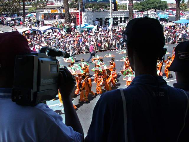 Von der Treppe des Rathauses hatte nicht nur die Buergermeisterin, sondern auch ich einen guten Ausblick