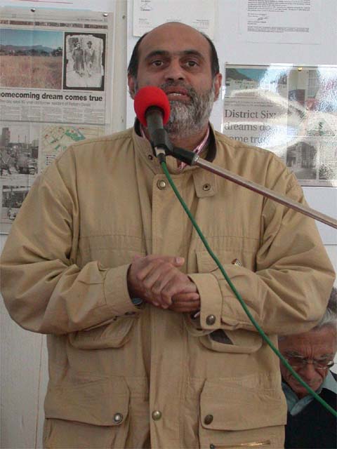 Anwah Nagias, des Vorsitzendener des Beneficiary Trusts, fordert ein 